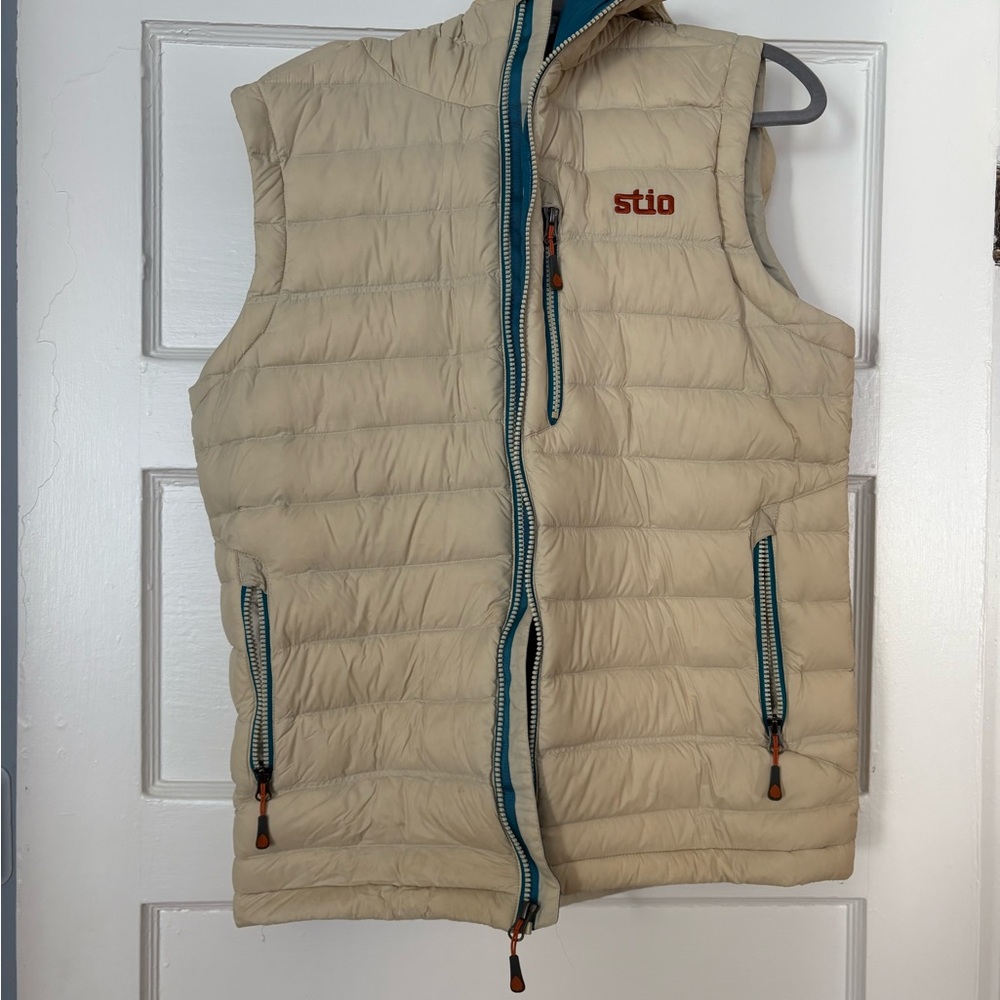 Stio Tan Puffer Vest with Blue Trim (like new)